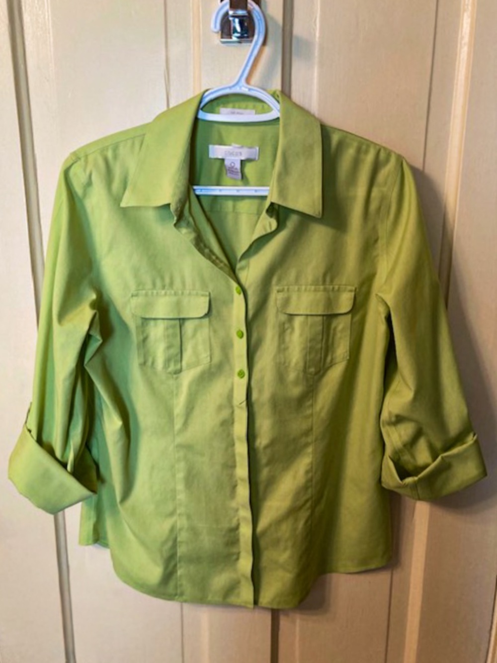 Chico's long sleeved blouse in a gorgeous chartreuse green. Chico size 0= US 4-6